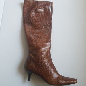 👢Issac Mizrahi Genuine Leather Boots